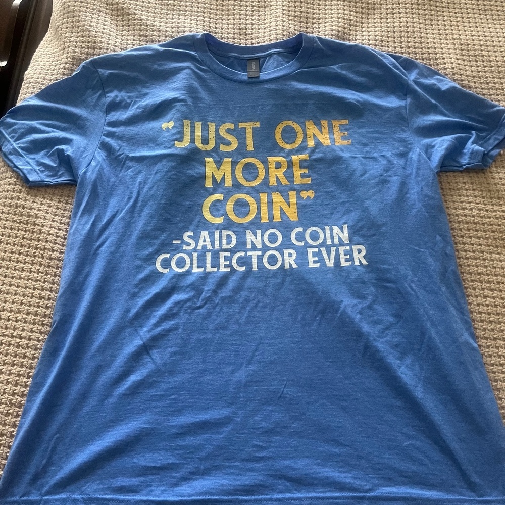 Gildan T shirt medium blue men’s XL  “Coin Collector “